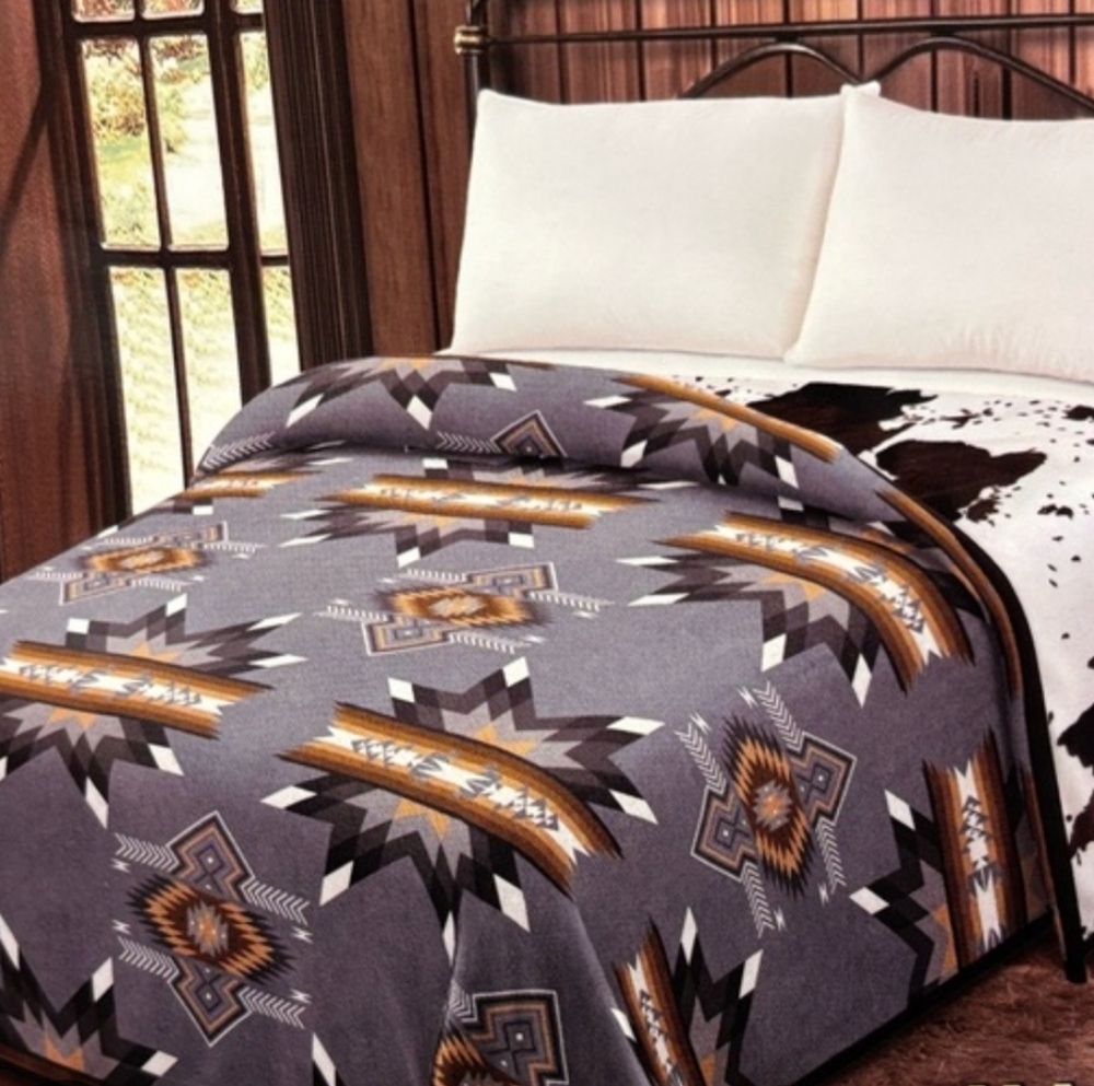 Western Linen MIA Country Thick Fleece Blanket NWT